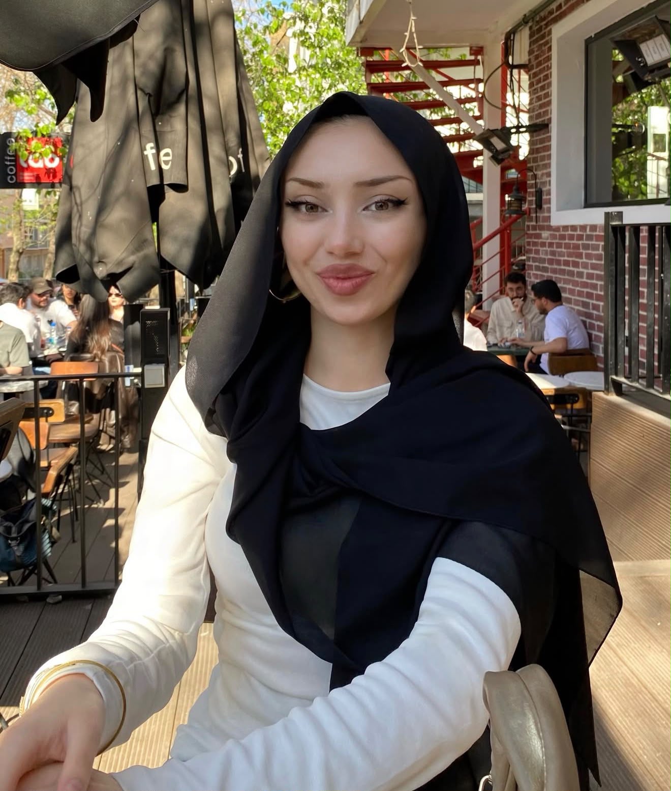 Hınıs Güzel Bir Gelecek Bayan Escort Dicle